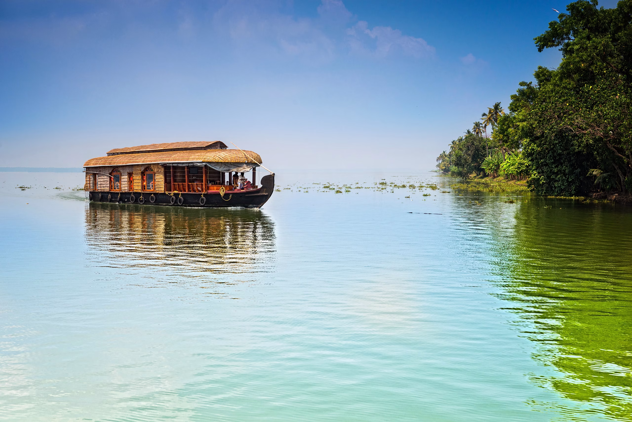top 10 tourist places in kerala